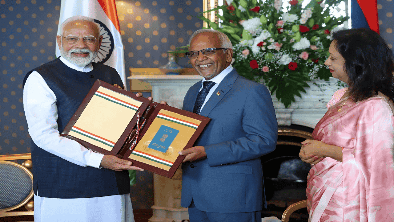 PM Narendra Modi Receives Mauritius' Highest Honor: A Proud Moment for India