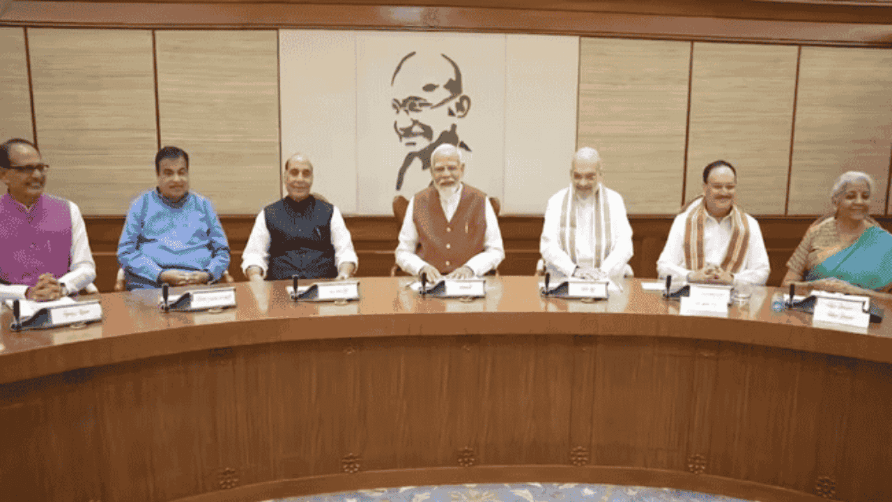 दैनिक समसामयिकी अपडेट: केंद्रीय मंत्रिमंडल ने PM-KISAN विस्तार, PM सूर्य सरोवर योजना, समुद्र मंथन योजना और संशोधित खेलो इंडिया को मंजूरी दी
